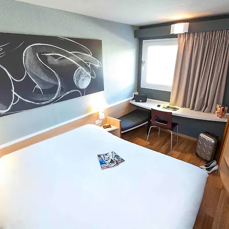 Ibis Marseille Timone Hotel Buitenkant foto