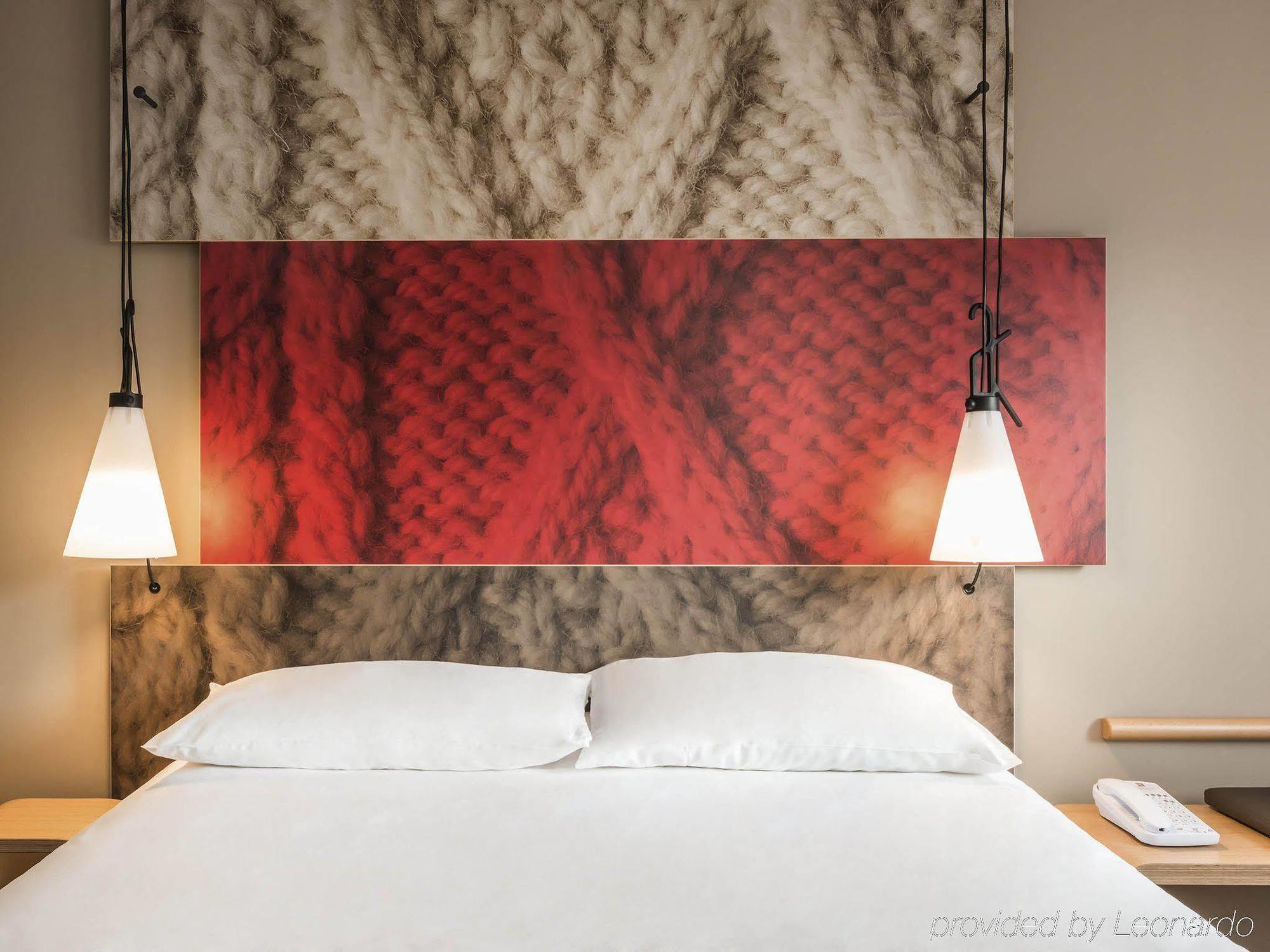Hotel Ibis Timone 3*